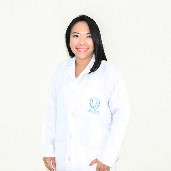 Dr. Vichulada Phunthikaphadr: Dental Surgeon in Bangkok, Thailand