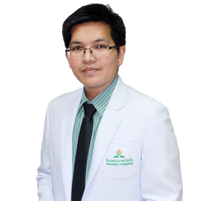 Dr. Atthapol Vanadaj: Nephrologist in Phuket, Thailand