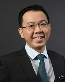 Assoc Prof Low Chyi Yeu David: Neuro surgeon in Singapore, Singapore