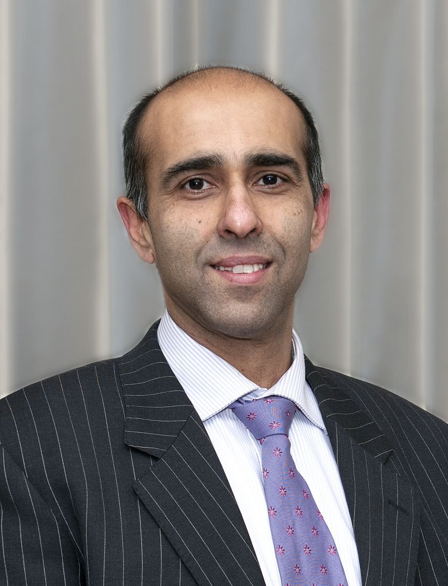 Dr Deepak Suri: Gastroenterologist and Hepatologist in London, United Kingdom
