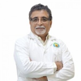 Dr. Ravi Kant Arora: Surgical oncologist in Delhi, India