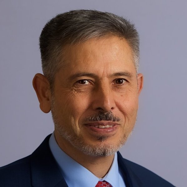 Dr Omar Hallak