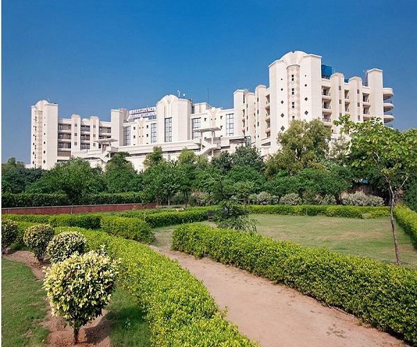 Indraprastha Apollo Hospitals, New Delhi
